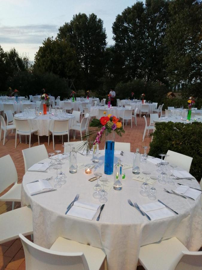 Oasi Bianca Hotel Pomposa Екстериор снимка