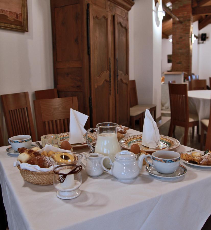 Oasi Bianca Hotel Pomposa Екстериор снимка
