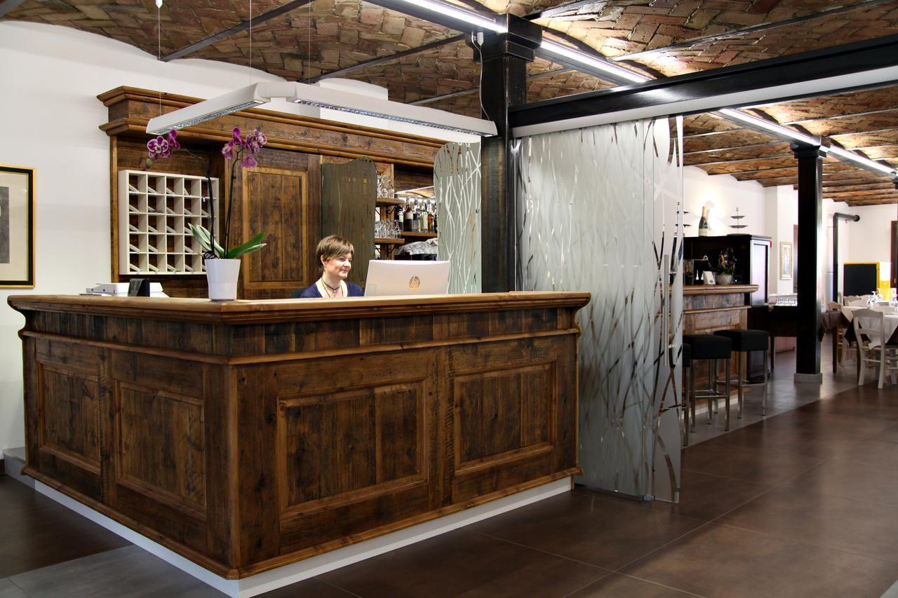 Oasi Bianca Hotel Pomposa Екстериор снимка