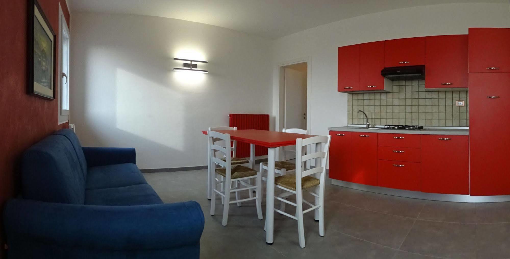 Oasi Bianca Hotel Pomposa Екстериор снимка